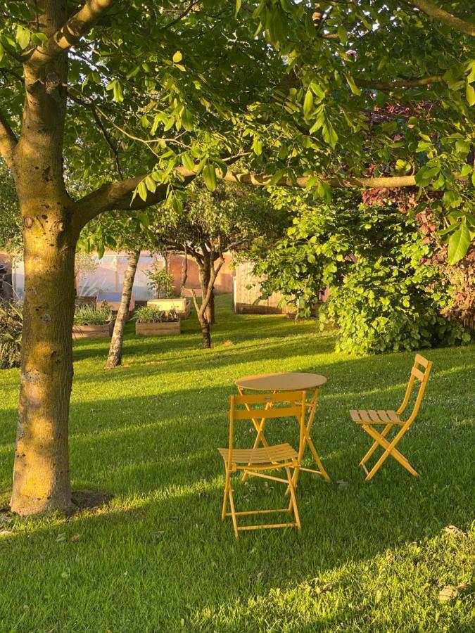 Domaine Des Pierres Trouvees Bed & Breakfast Saint-Vincent  Exterior foto