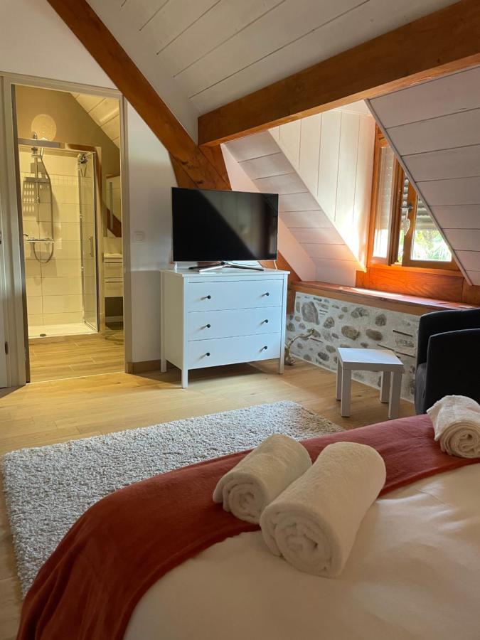 Domaine Des Pierres Trouvees Bed & Breakfast Saint-Vincent  Exterior foto